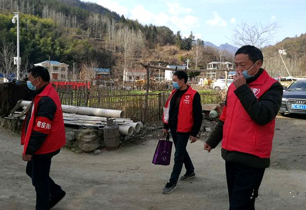 【黨員在一線】張昌國：守住疫情“橋頭堡”