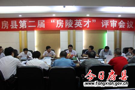 縣領導開展教師節慰問活動