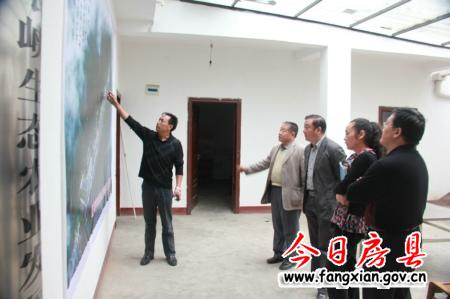 朱光洪調研“三萬”活動開展及竹房城鎮帶建設情況