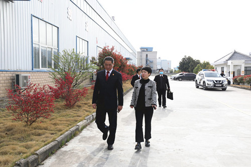 縣法院：優質司法服務進企業 營造良好法治營商環境