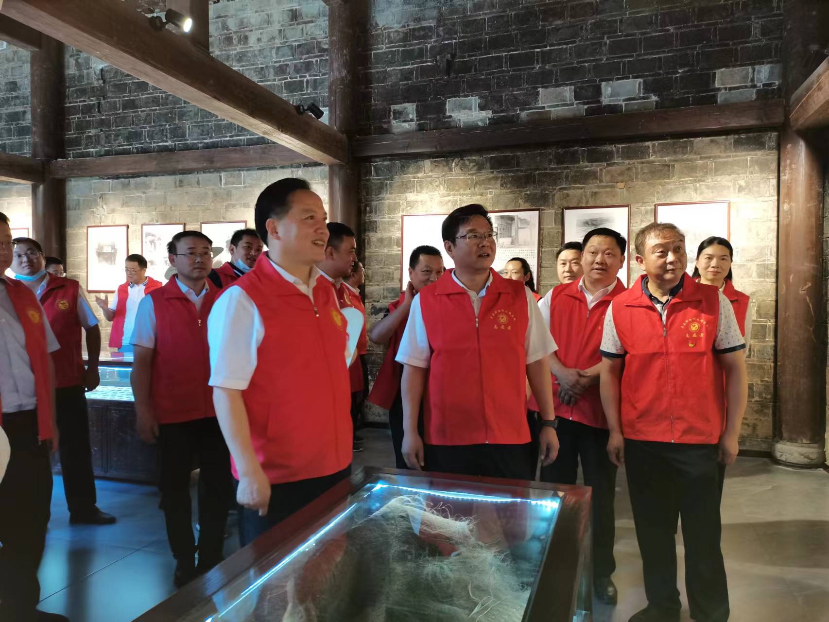 全市2022年新時代文明實踐暨“六個十堰”品牌創建工作拉練走進房縣