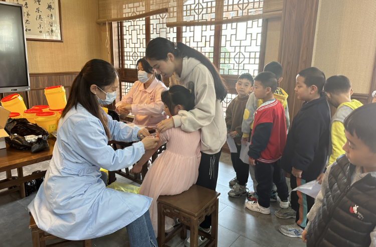 縣實驗小學扎實開展秋冬季傳染病防控工作