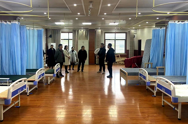 市殘聯來房縣開展殘疾人家庭無障礙改造“回頭看”