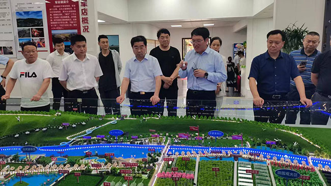 棗陽市黨政考察團來我縣考察美麗鄉村建設