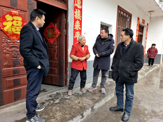 窯淮鎮(zhèn)西溝村：全力做好凍雨暴雪天氣防范應對工作