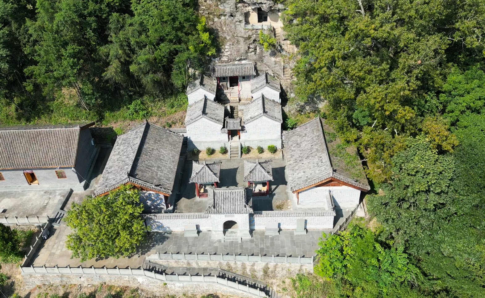 尹吉甫鎮：多彩文明實踐推進寶堂寺文物保護利用