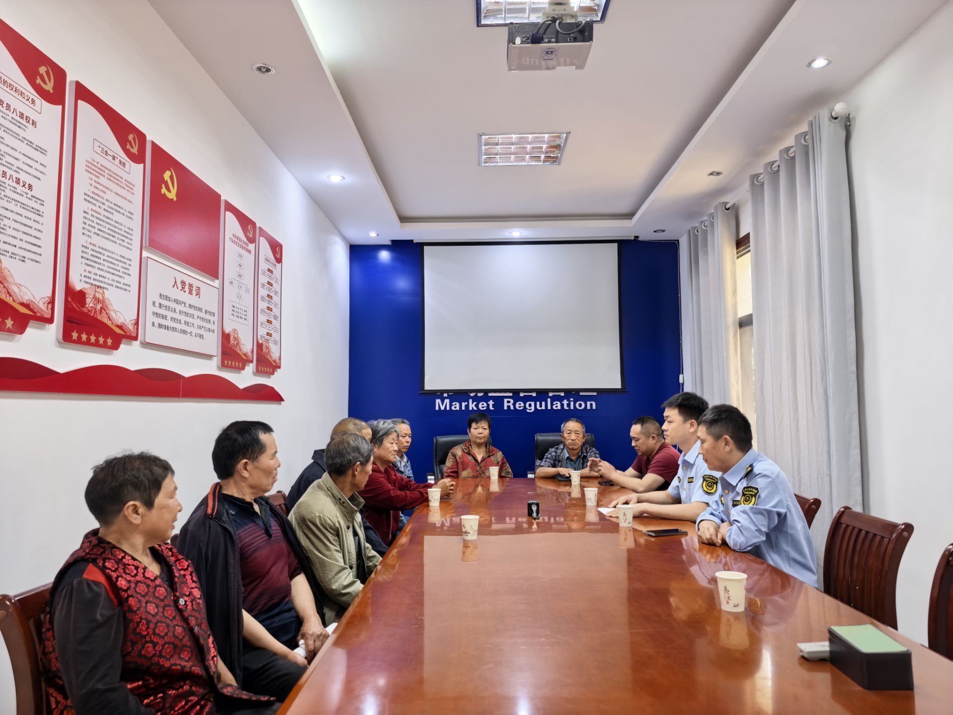 房縣市場監管局成功化解多起涉老消費糾紛