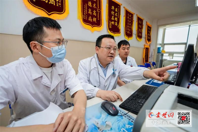 十堰市人民醫院血液內科：造血干細胞移植技術讓“生命之花”重新綻放